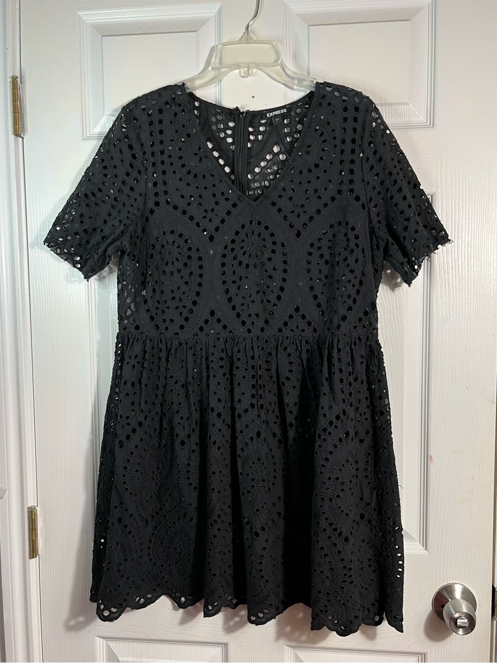 Express Cotton Black Eyelet V-Neck Dress L